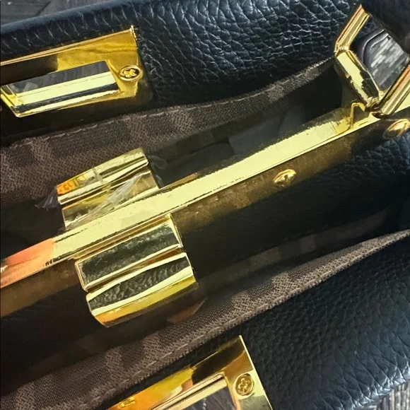 Black Designer Inspired Logo Handbag with Gold Hardware - Picture 9 of 11